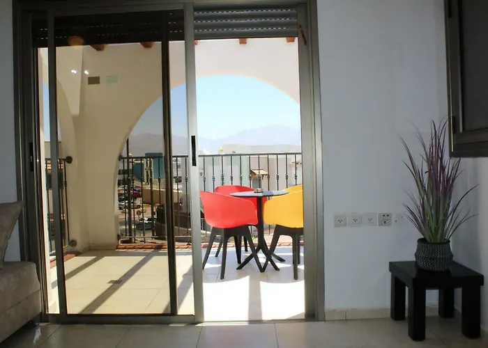 North Shore Apartment